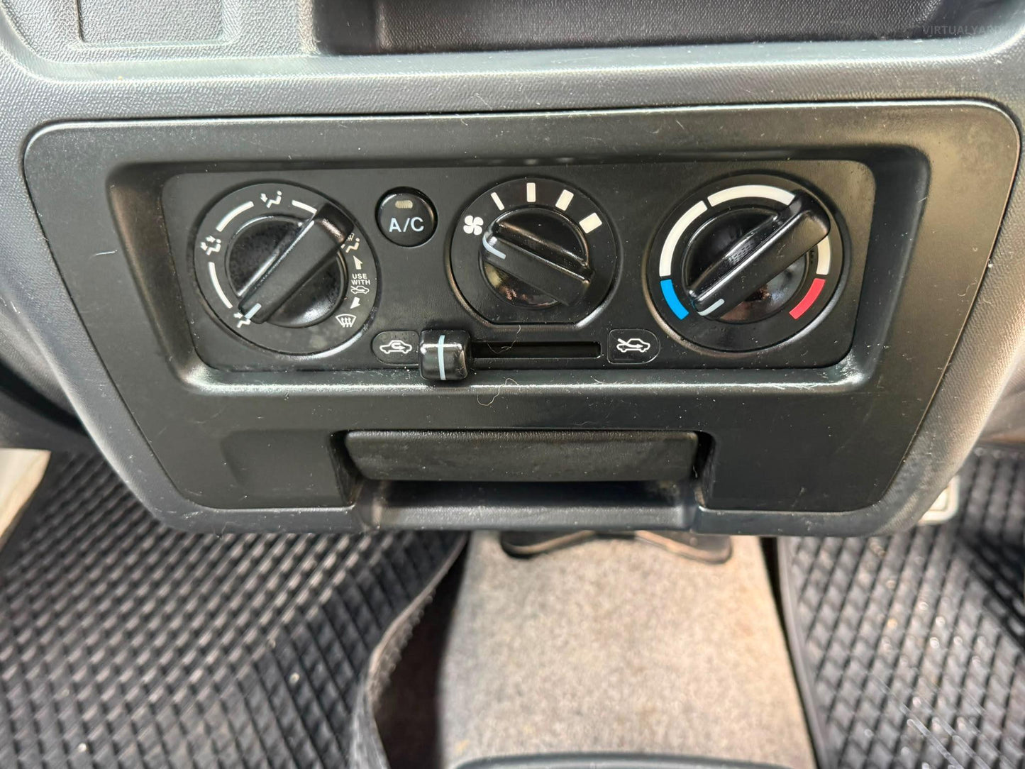 2014 SUZUKI APV VAN 5DR MAN 5SP 785KG 1.6I