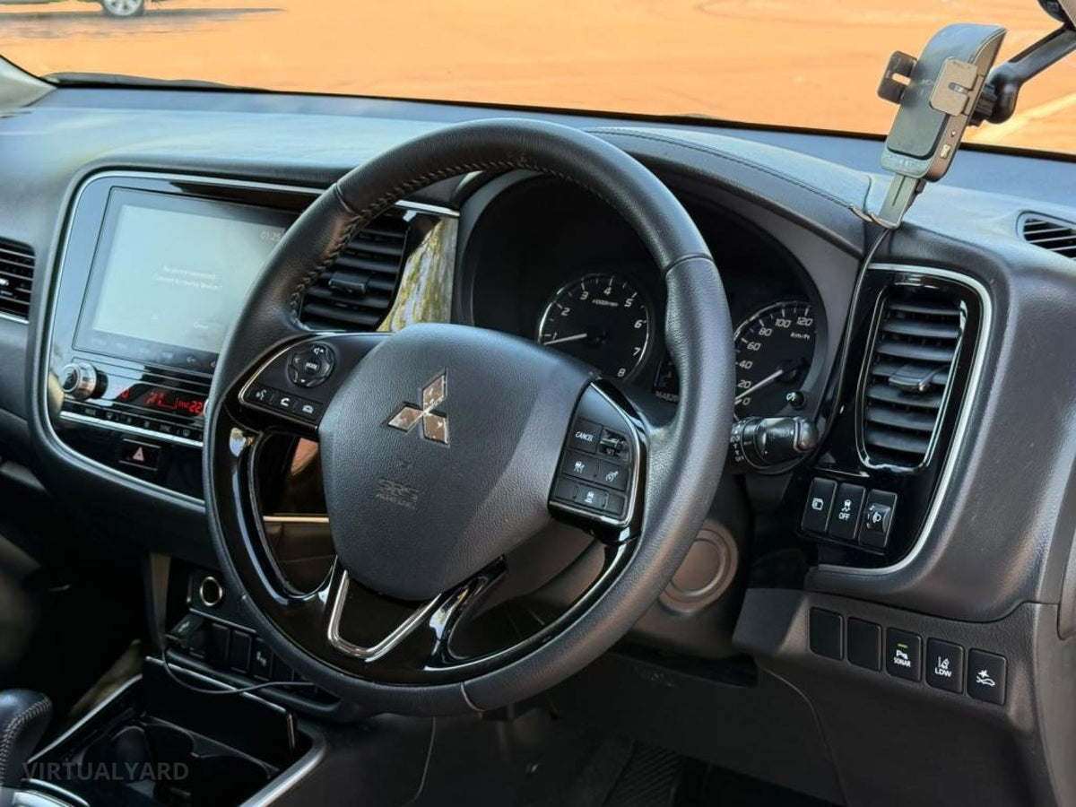 2020 MITSUBISHI OUTLANDER ZL LS WAGON 7ST 5DR CVT 6SP 2WD 2.4I [MY20]