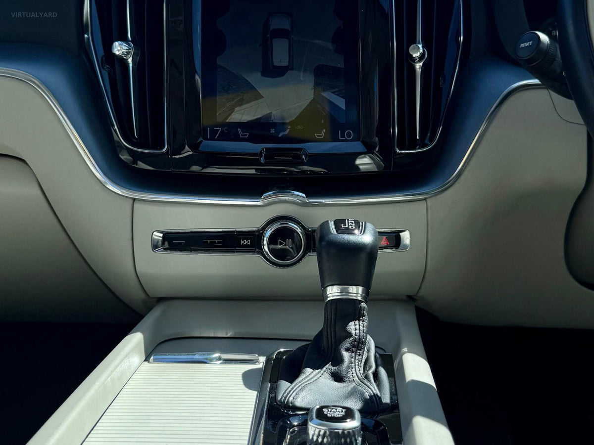 2018 VOLVO XC60 T5 MOMENTUM (AWD) 246 MY18