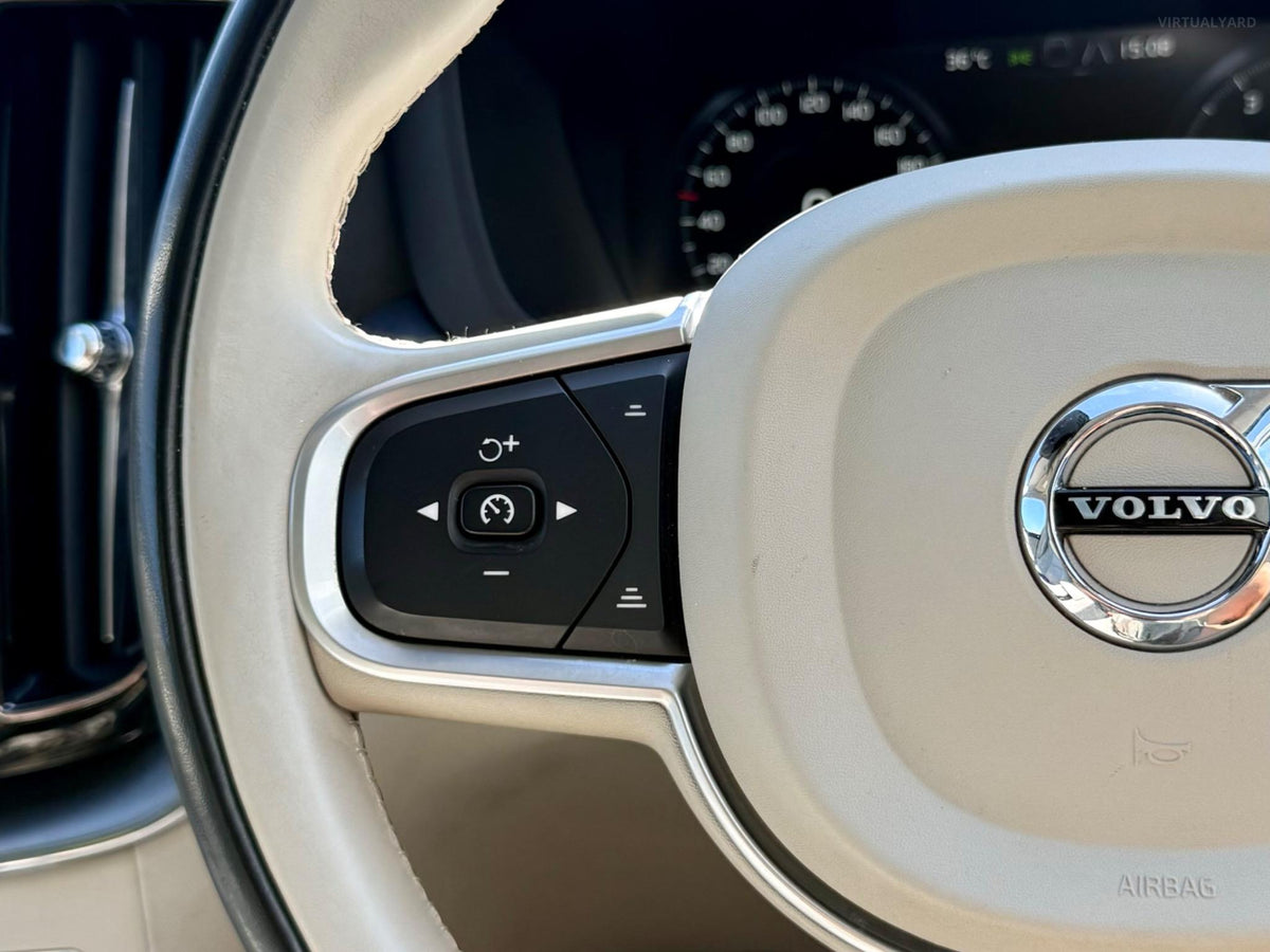 2018 VOLVO XC60 T5 MOMENTUM (AWD) 246 MY18