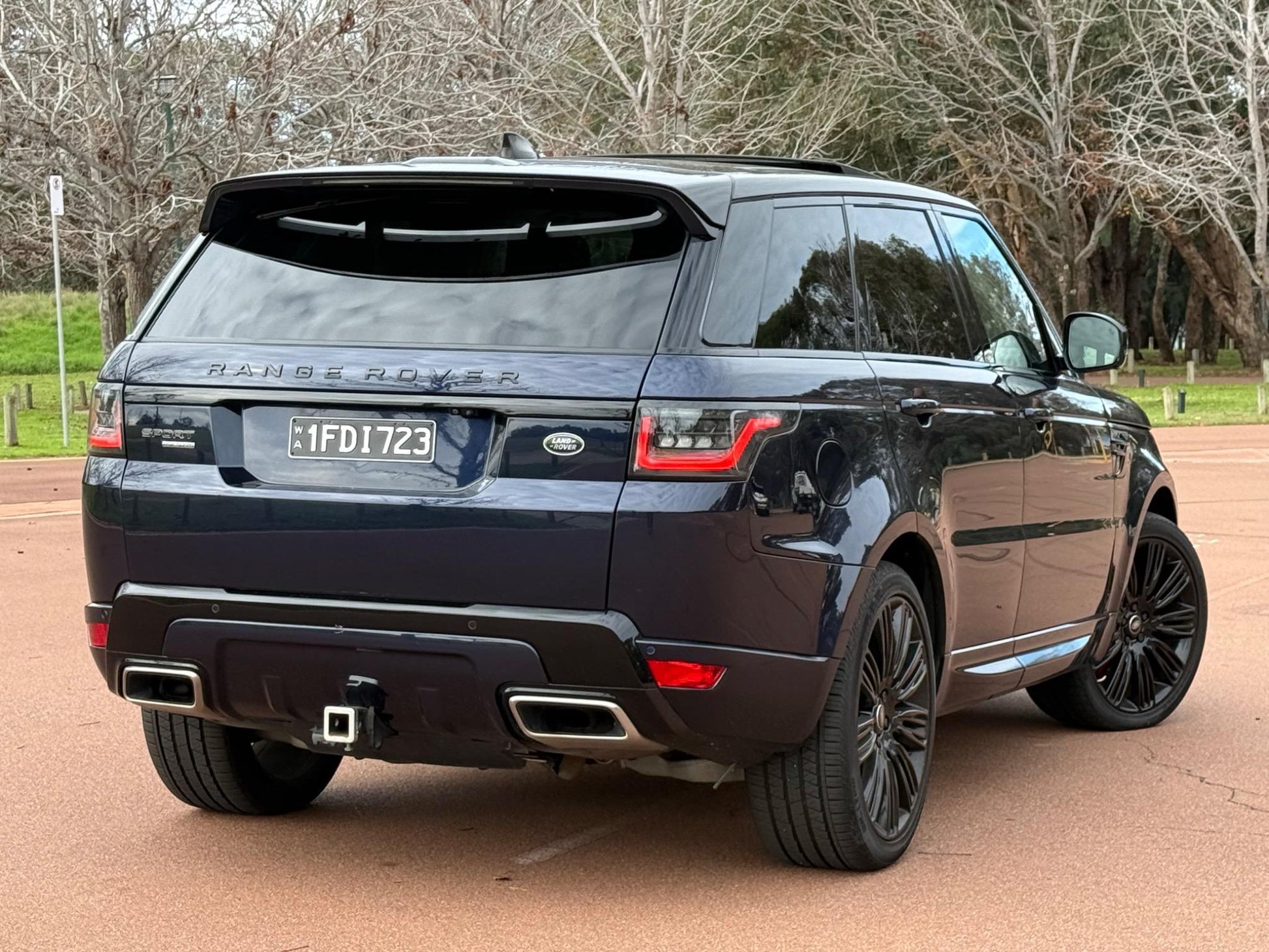 2019 LAND ROVER RANGE ROVER SPORT L494 SDV8 HSE DYNAMIC WAGON 5DR SPTS AUTO 8SP 4X4 4.4DTT [MY19.5]