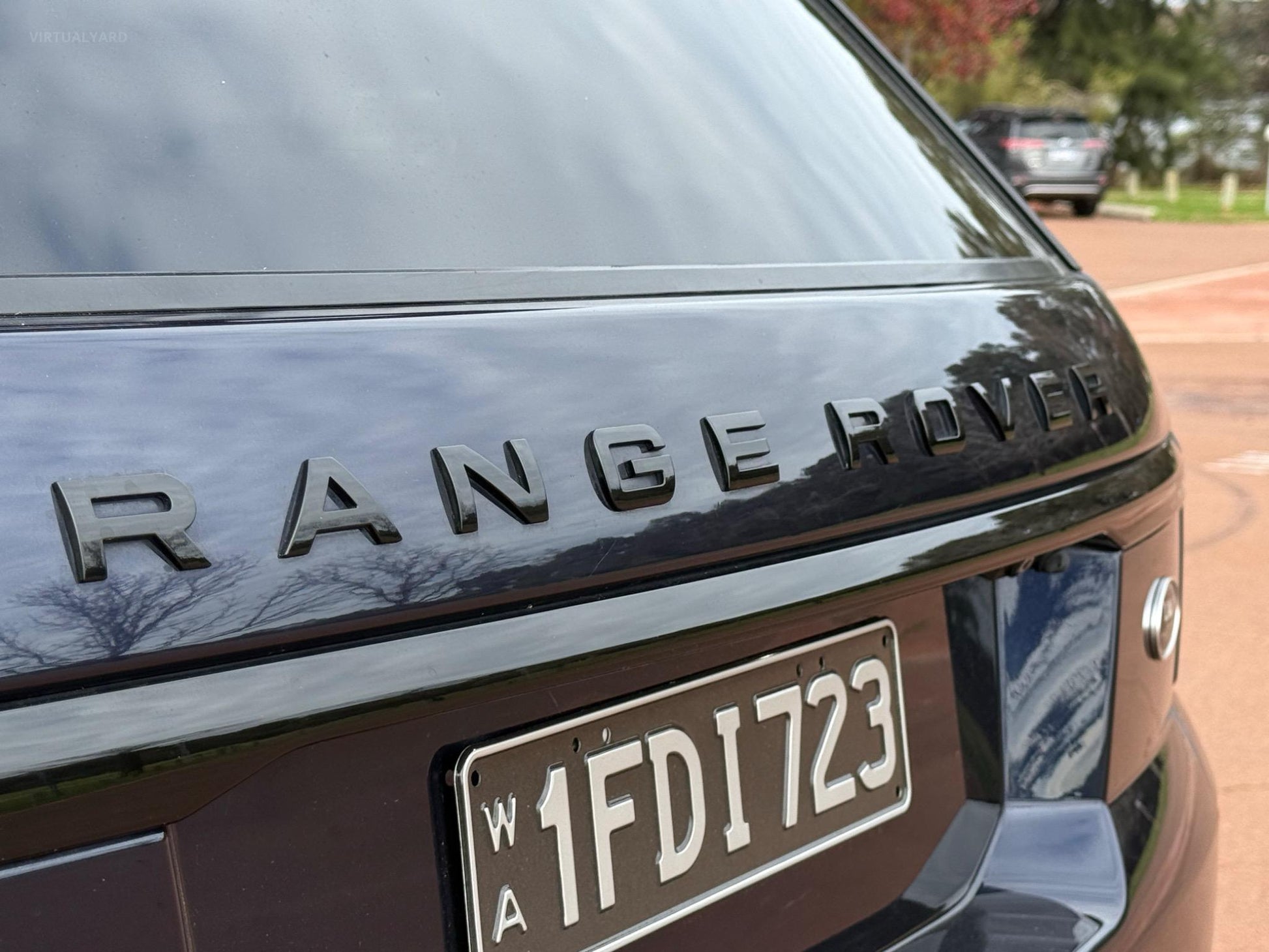 2019 LAND ROVER RANGE ROVER SPORT L494 SDV8 HSE DYNAMIC WAGON 5DR SPTS AUTO 8SP 4X4 4.4DTT [MY19.5]