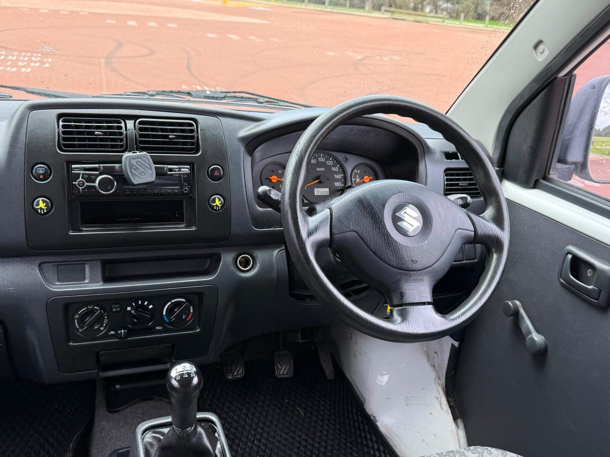 2014 SUZUKI APV VAN 5DR MAN 5SP 785KG 1.6I