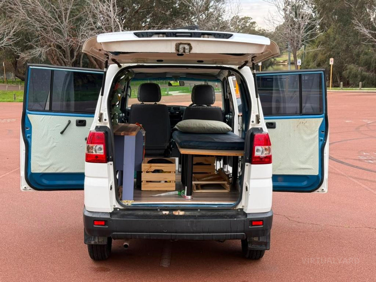 2014 SUZUKI APV VAN 5DR MAN 5SP 785KG 1.6I