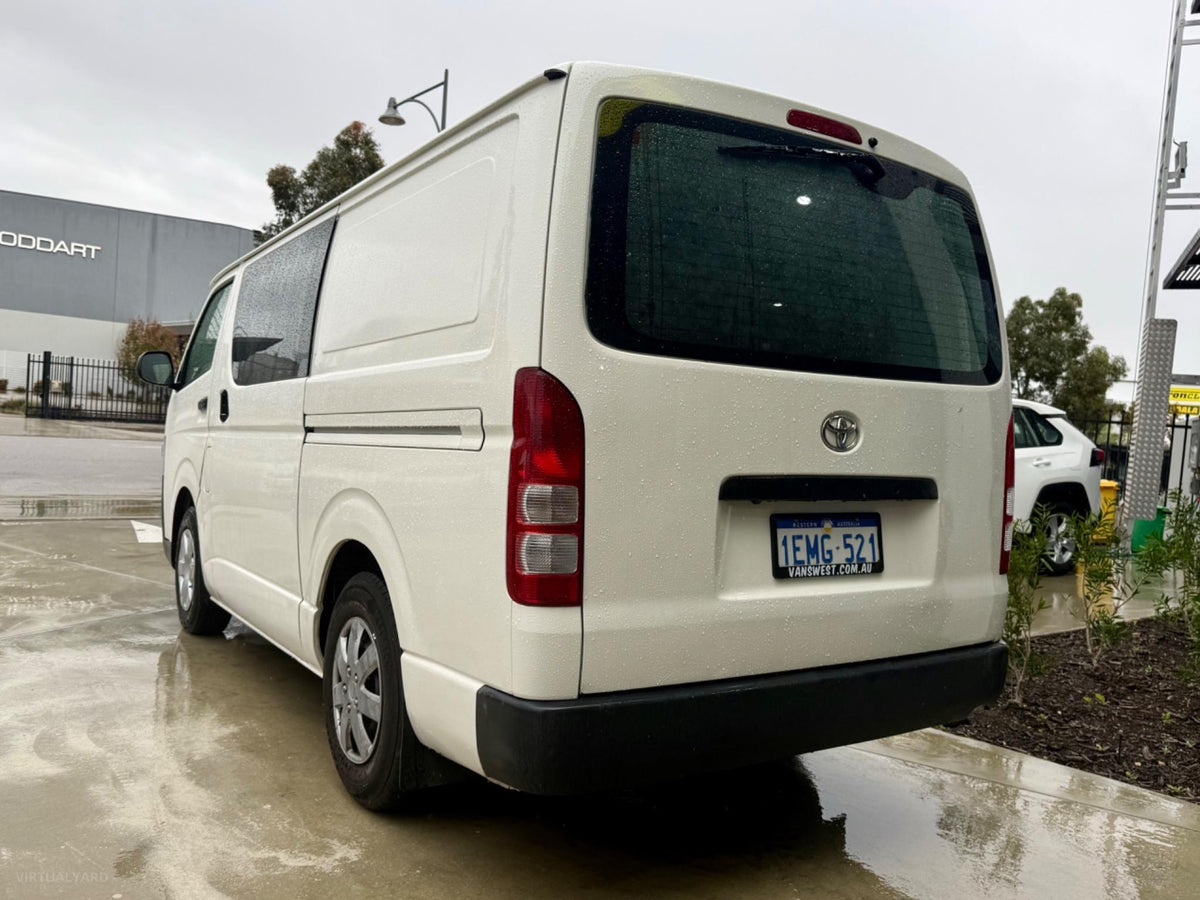 2014 TOYOTA HIACE LWB TRH201R MY14