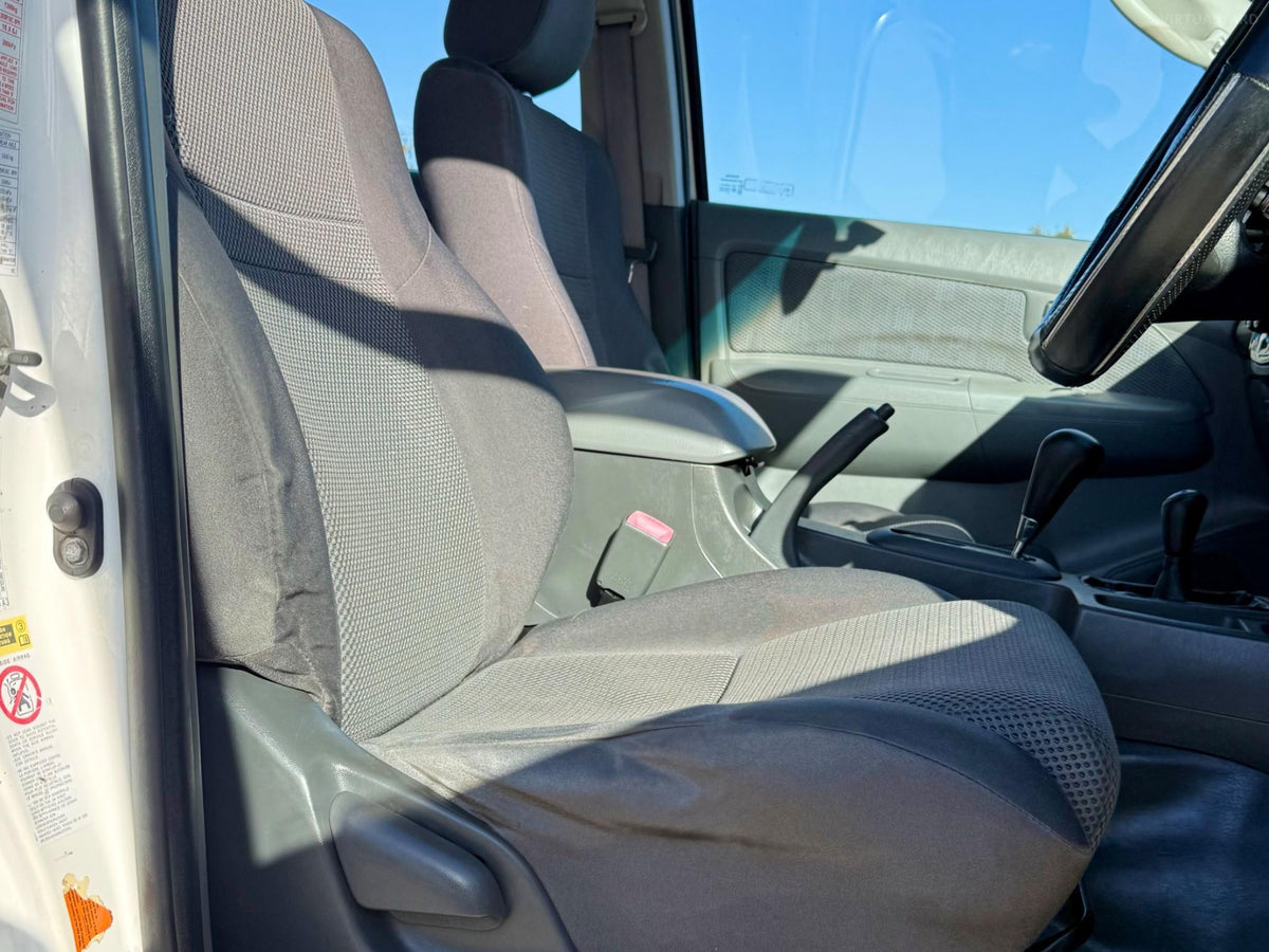 2012 TOYOTA HILUX SR (4x4) KUN26R MY12