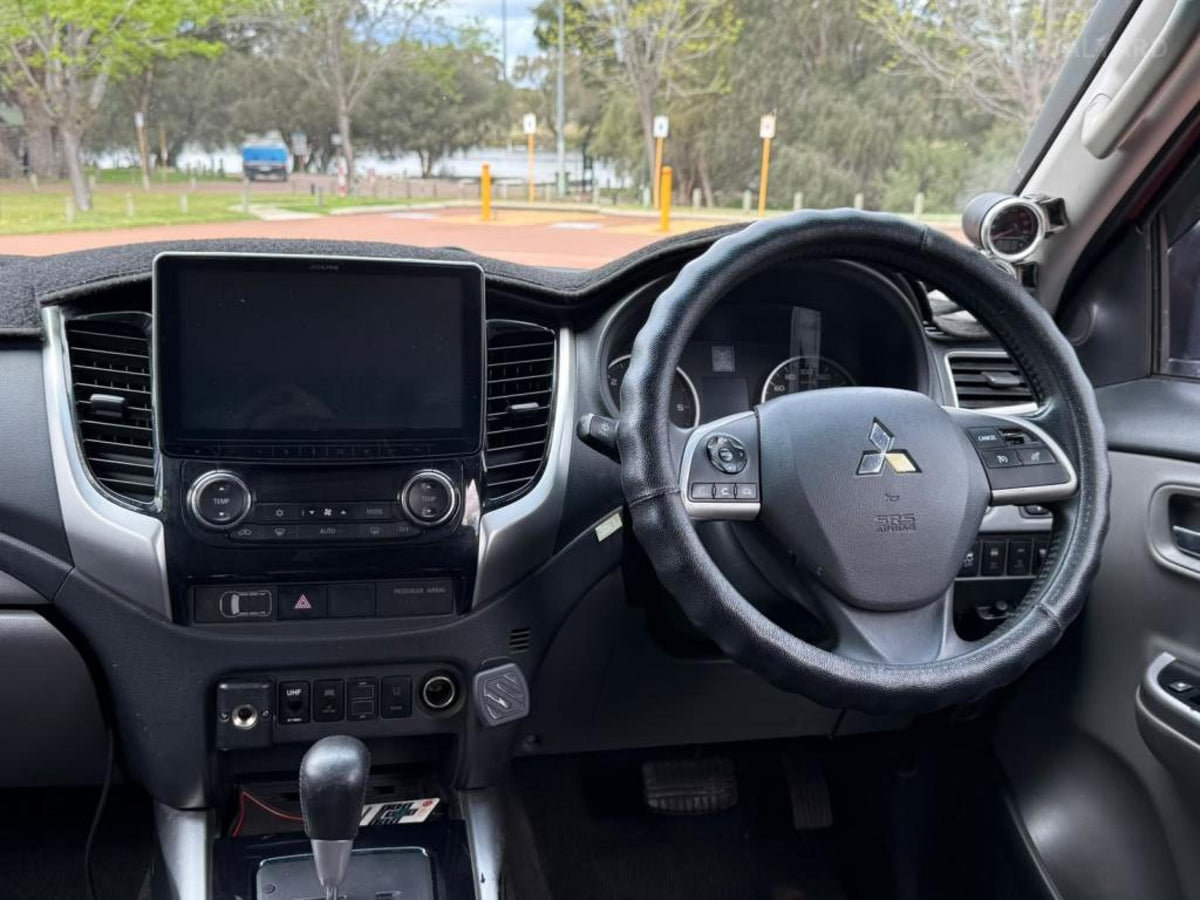 2015 MITSUBISHI TRITON MQ MY16 GLX CAB CHASSIS SINGLE CAB 2DR SPTS AUTO 5SP 4X2 1165KG 2.4DT