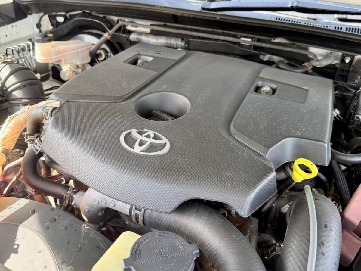 2018 TOYOTA HILUX SR (4x4) GUN126R MY19