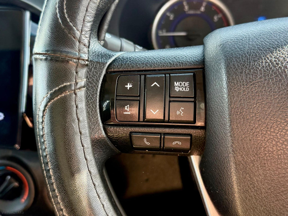 2018 TOYOTA HILUX SR (4x4) GUN126R MY19