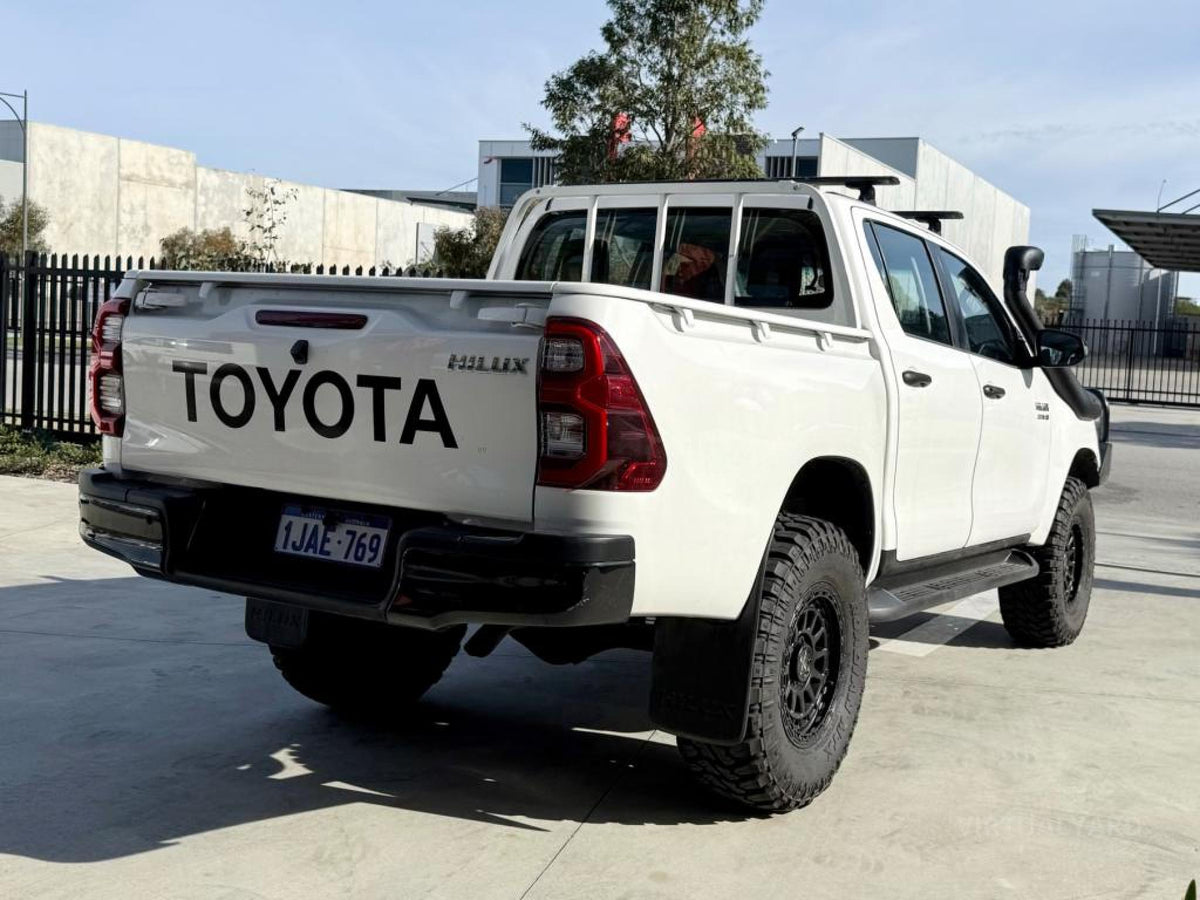 2018 TOYOTA HILUX SR (4x4) GUN126R MY19