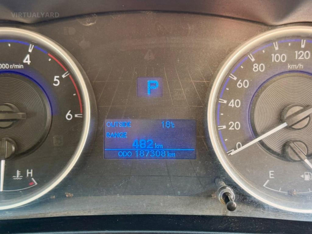 2018 TOYOTA HILUX SR (4x4) GUN126R MY19