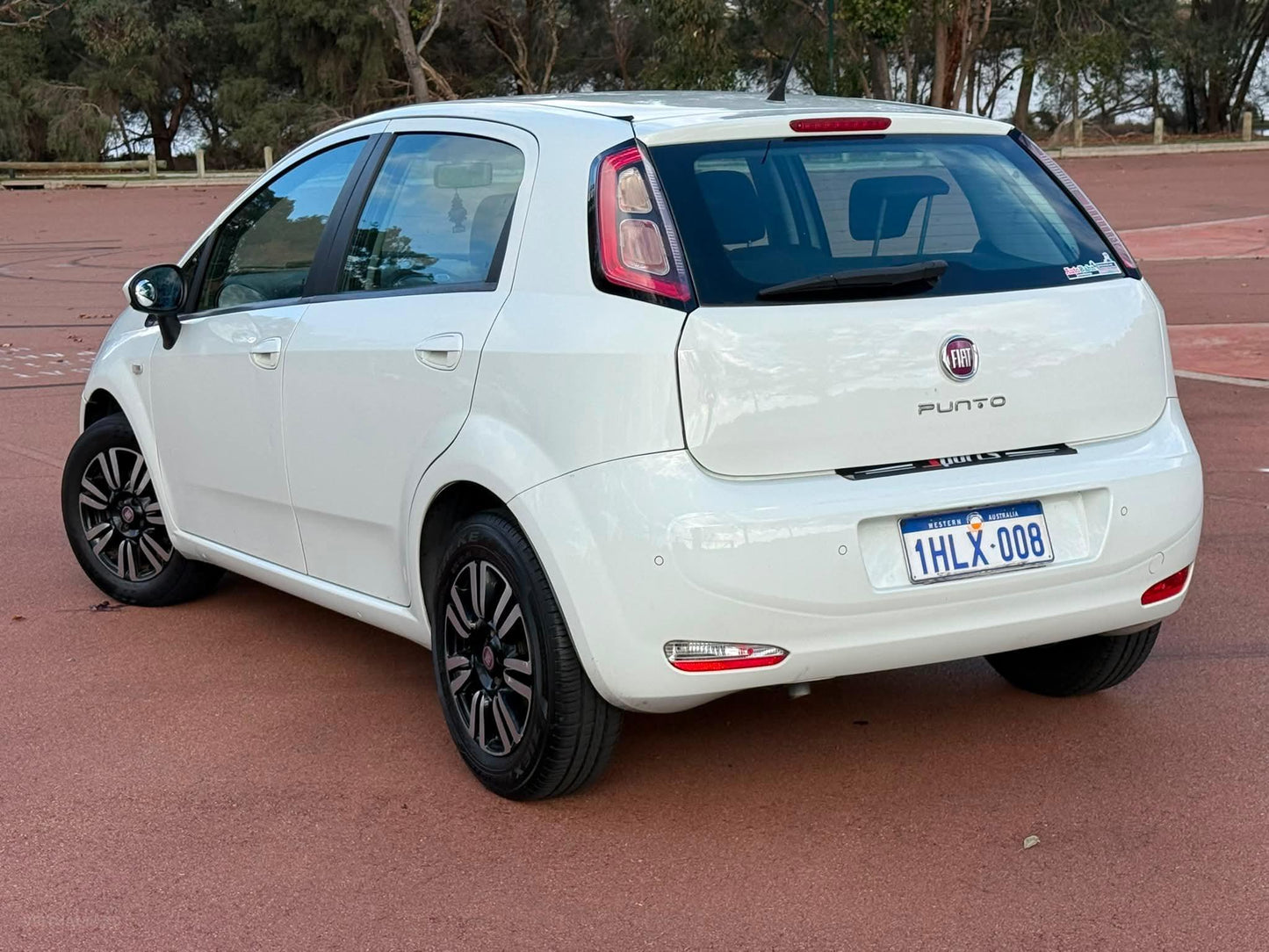 2014 FIAT PUNTO EASY HATCHBACK 5DR DUALOGIC 5SP 1.4I