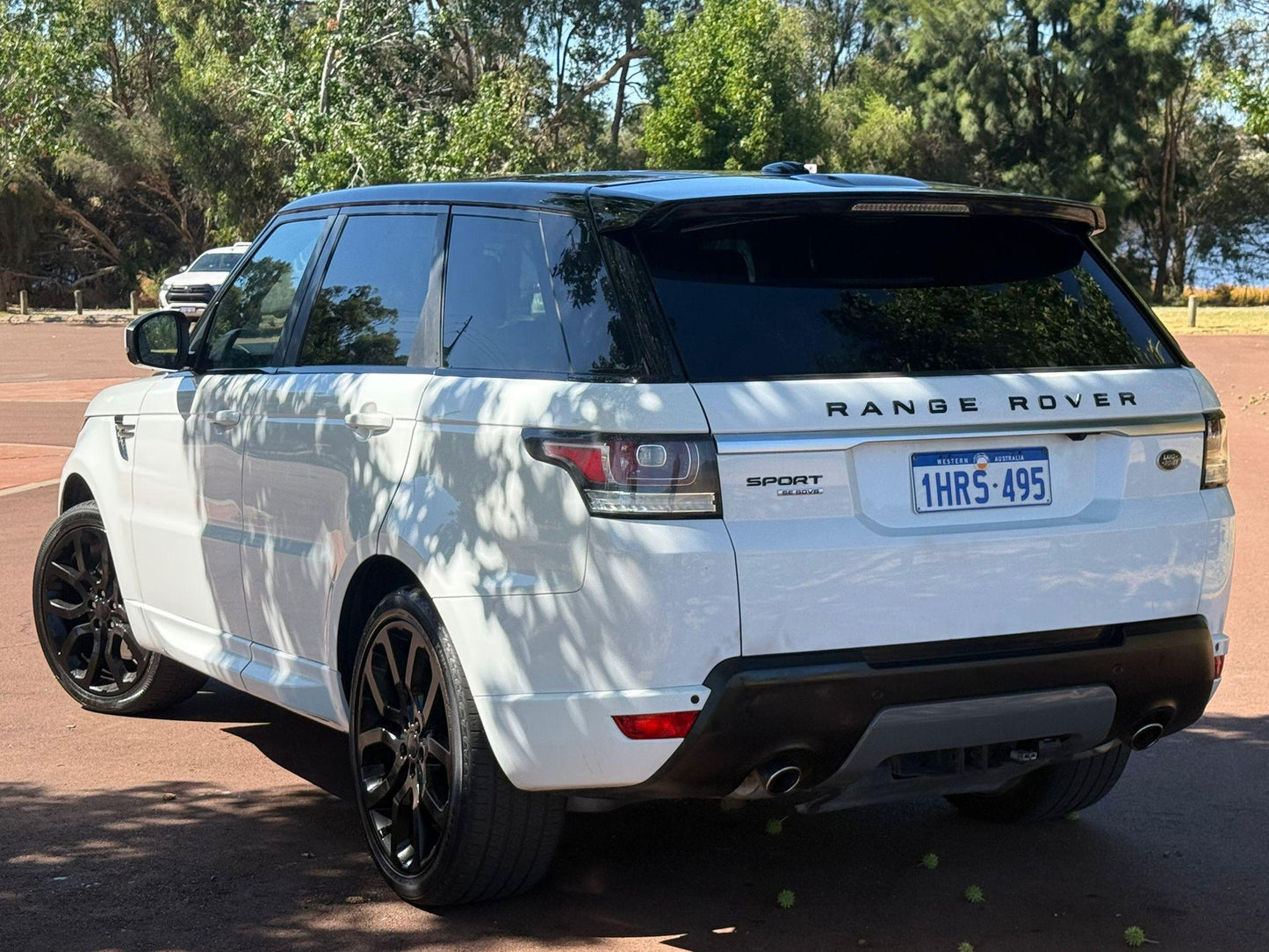2014 LAND ROVER RANGE ROVER SPORT L494 SDV6 SE WAGON 5DR SPTS AUTO 8SP 4X4 3.0DTT [MY14.5]