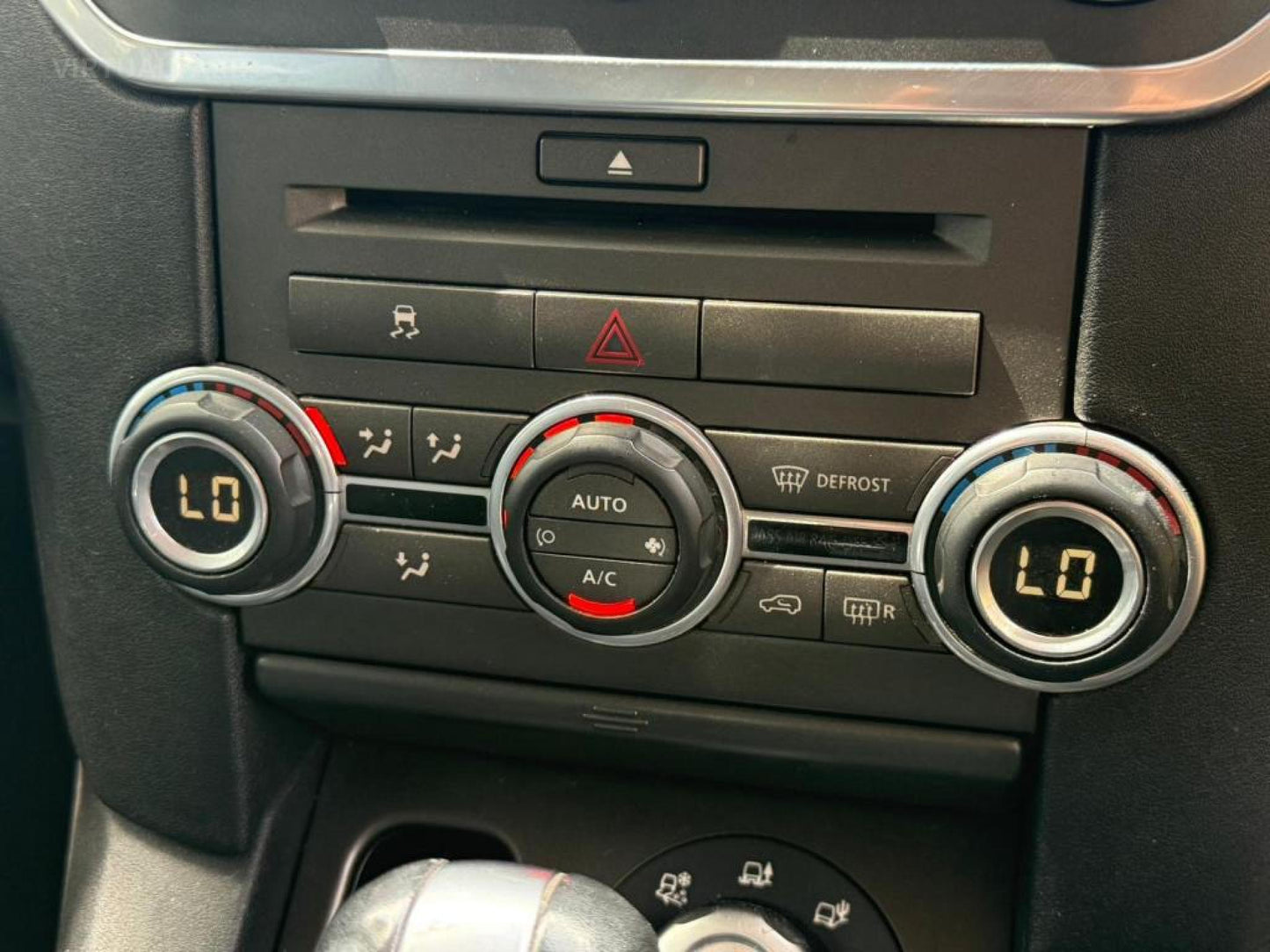 2010 LAND ROVER DISCOVERY 4 SERIES 4 TDV6 SE WAGON 7ST 5DR COMMANDSHIFT 6SP 4X4 3.0DTT [MY10]