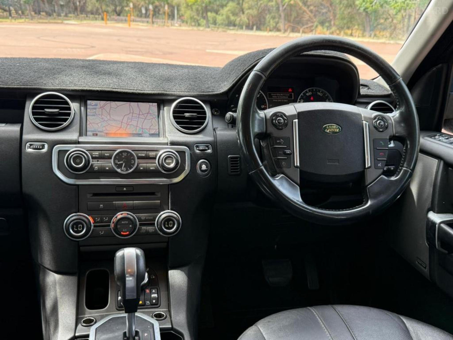 2010 LAND ROVER DISCOVERY 4 SERIES 4 TDV6 SE WAGON 7ST 5DR COMMANDSHIFT 6SP 4X4 3.0DTT [MY10]