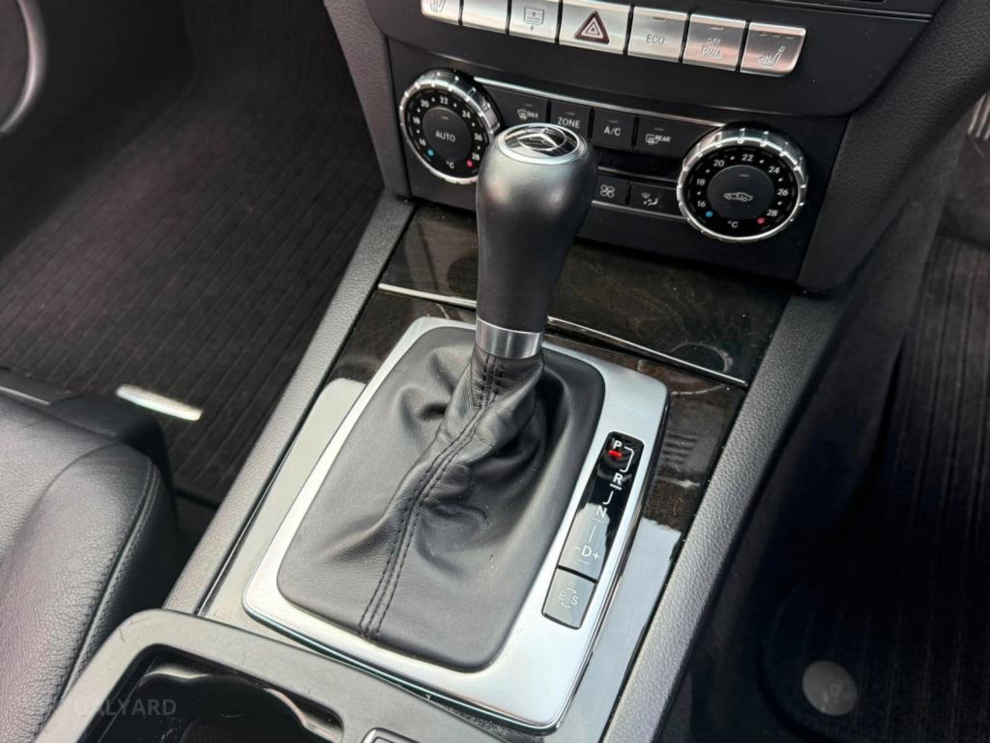 2013 MERCEDES-BENZ C-CLASS W204 C300 AVANTGARDE SEDAN 4DR 7G-TRONIC + 7SP 3.5I [MY13]