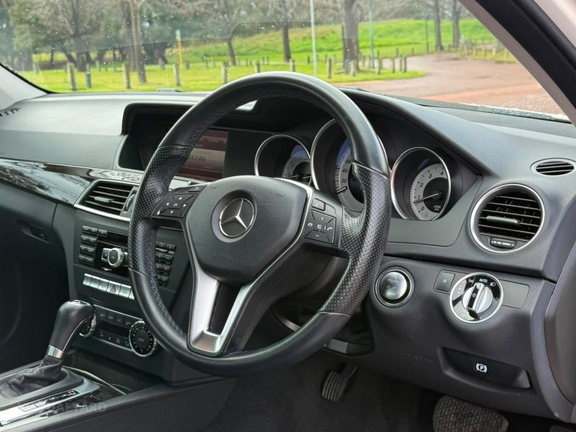 2013 MERCEDES-BENZ C-CLASS W204 C300 AVANTGARDE SEDAN 4DR 7G-TRONIC + 7SP 3.5I [MY13]