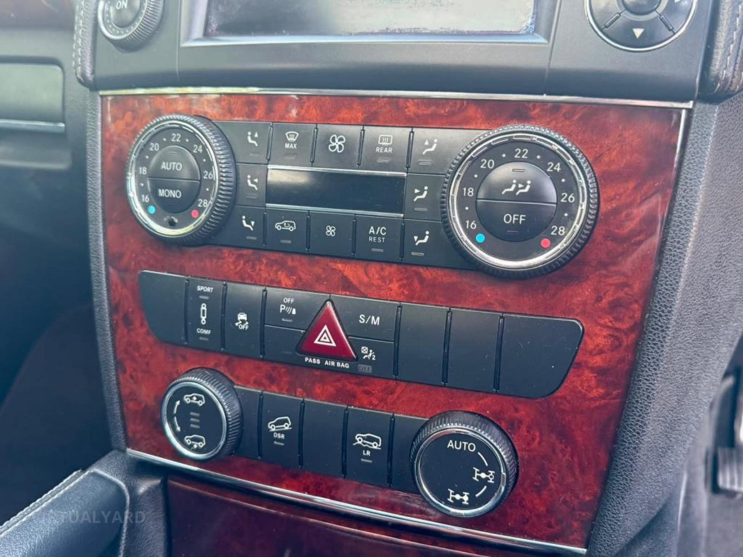 MERCEDES-BENZ G-CLASS W463 G350 BLUETEC WAGON 5DR 7G-TRONIC 7SP 4MATIC 3.0DT [MY11]