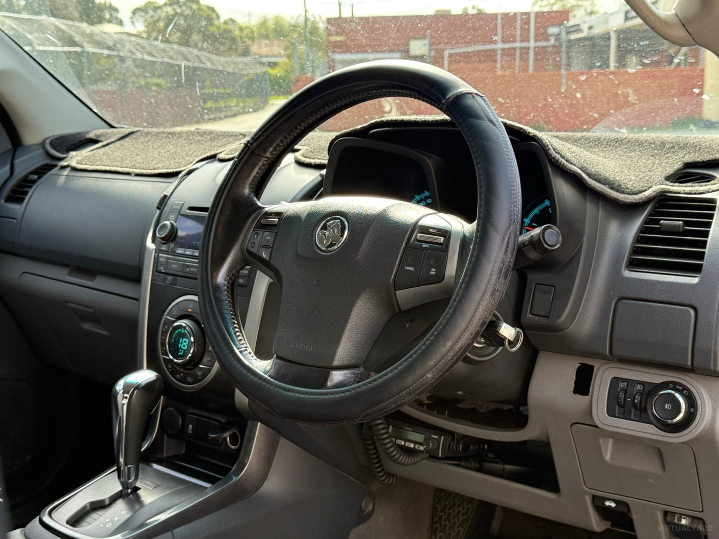 2012 HOLDEN COLORADO RG MY13 LTZ UTILITY CREW CAB 4DR SPTS AUTO 6SP 4X4 1047KG 2.8DT