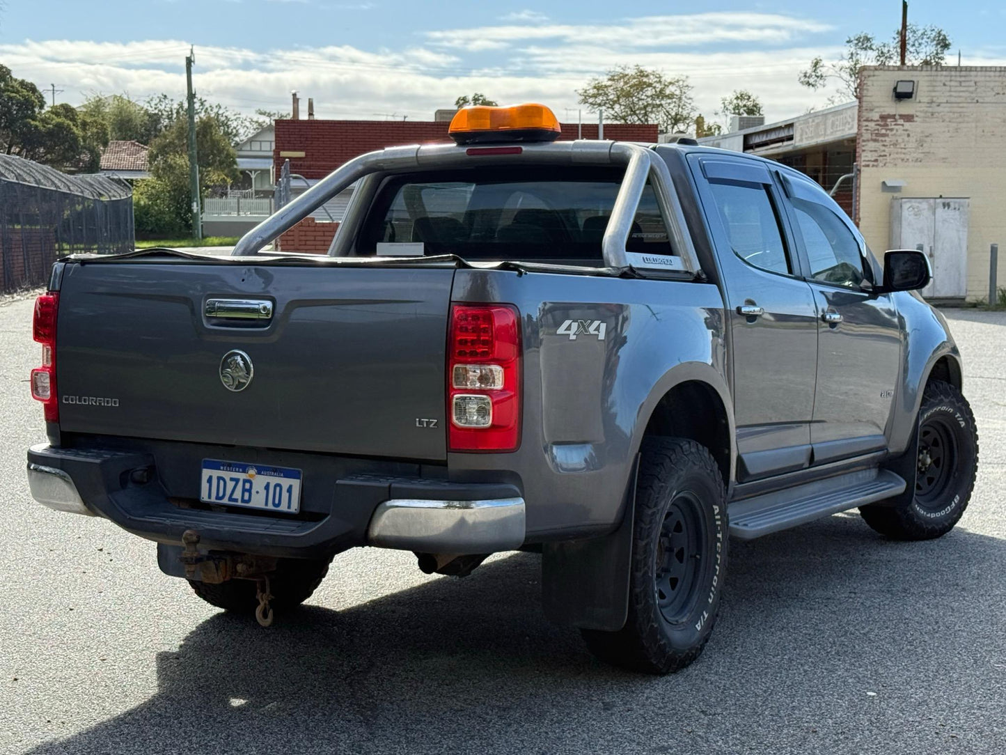 2012 HOLDEN COLORADO RG MY13 LTZ UTILITY CREW CAB 4DR SPTS AUTO 6SP 4X4 1047KG 2.8DT